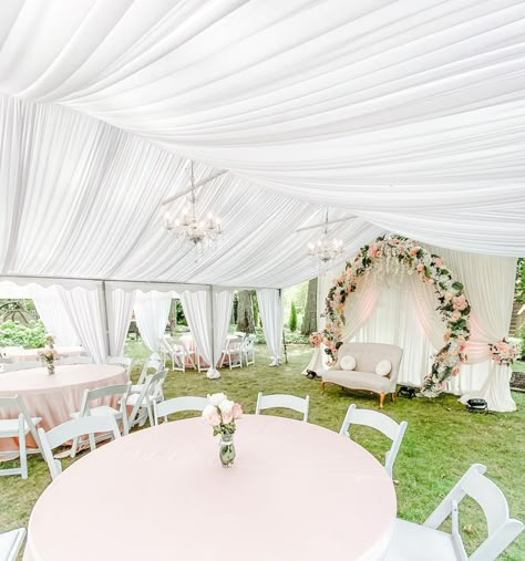 Tent Decorations Birthday, Party Tent Decorations Birthday, Basement Wedding, Outdoor Sweet 16, Micro Wedding Decor, Party Tent Decorations, White Dance Floor, Quince Decor, Backyard Party Decorations