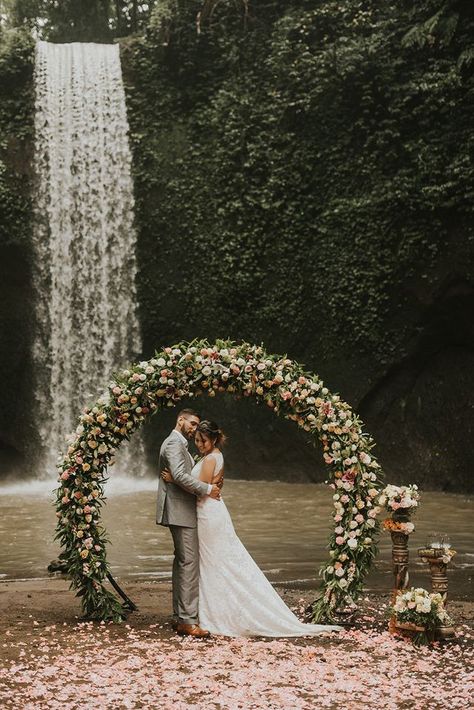 5 amazing Bali elopements + tips to plan your own | 100 Layer Cake | Bloglovin’ Bali Wedding Dress, Waterfall Wedding, Beach Wedding Photography, Bali Wedding, 100 Layer Cake, Wedding Beach, Elopement Locations, Forest Wedding, Dreamy Wedding