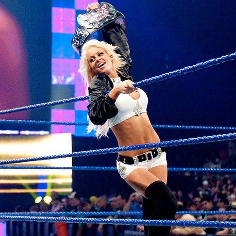 Wwe Maryse, Maryse Wwe, The Miz And Maryse, Total Diva, Maryse Ouellet, Female Wrestling, Wrestling Stars, Wwe Female Wrestlers, Wwe Girls