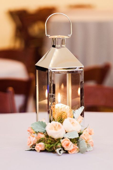 Lantern With Flowers, Centerpieces Rustic, Lantern Centerpiece Wedding, Chattanooga Wedding, Lantern Ideas, Lantern Centerpieces, Wedding Lanterns, Peach Wedding, Wedding Tablescapes