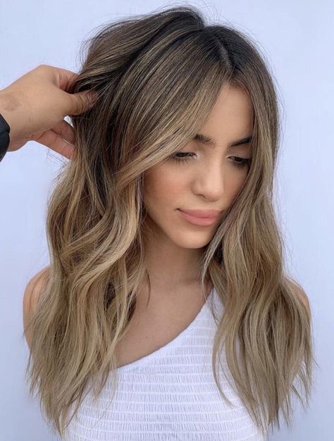 Baby Caramel Melt Sandy Brown Hair, Cool Blonde Balayage, Icy Blonde Highlights, Highlights For Dark Brown Hair, Subtle Blonde Highlights, Medium Brown Hair, Short Brown Hair, Brown Hair With Blonde Highlights, Honey Hair