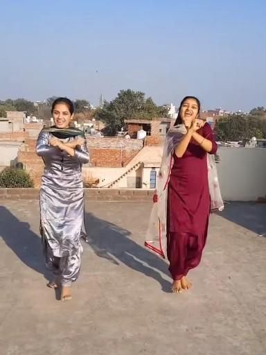 Gidha Punjabi Dance, Punjabi Dance Bhangra Videos, Gidha Punjabi, Bhangra Dance Videos, Punjabi Dance Videos, Giddha Dance, Punjabi Dance, Khushi Punjaban, Simple Dress For Girl