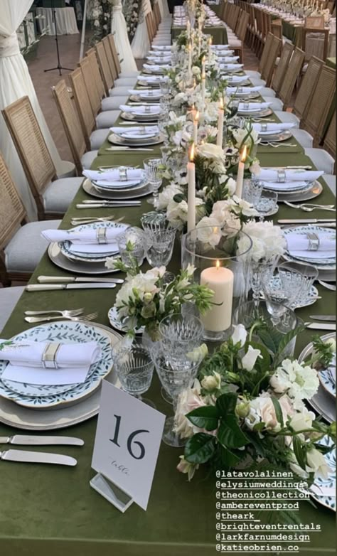 No to the green table cloth and plates, BUT, i love love the mix of candles and the flowers Green Table Cloth, Wedding Plate Setting, Green Graduation Party, Green Table Settings, Dinner Party Table Settings, Sweetheart Table Wedding, Green Tablecloth, Rustic Boho Wedding, Wedding Tablecloths