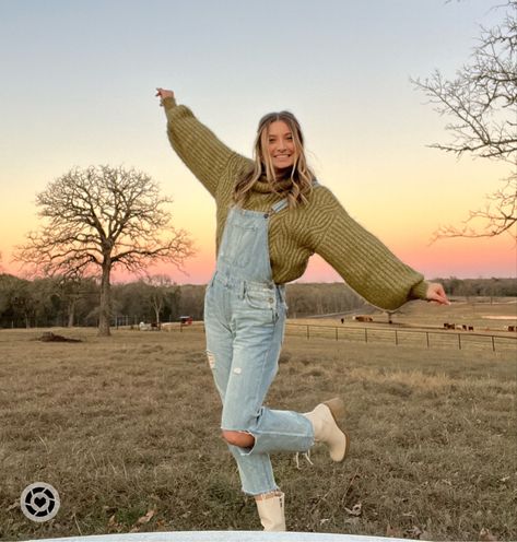 Overall And Sweater Outfit, Free People Overalls Outfits, Sweater And Overalls Outfits, Overalls And Sweater Outfit, Overalls With Sweater, Overalls Winter Outfit, Free People Sweater Outfit, Fall Overalls Outfit, Fall Overall Outfits