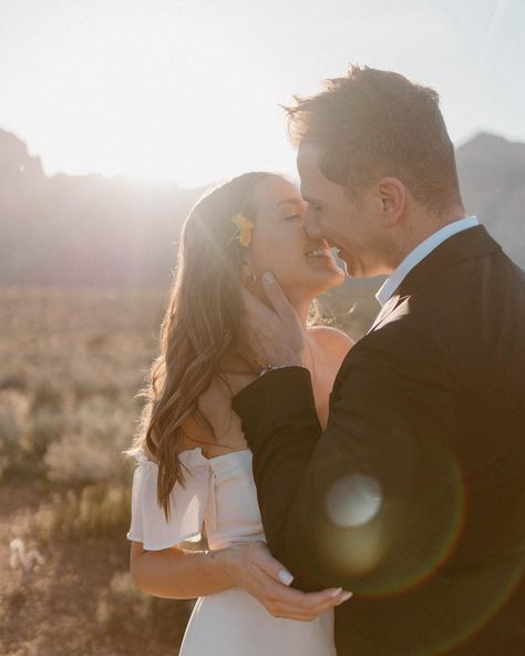 the teeth kiss 💋 how many of you have heard of this photography prompt!? it’s those moments leading into a kiss where you smile big + bright & then smooch once your lips find eachother. 😘 we call it the teeth kiss, or at least I do 🤪 always leads into some of the most organic smiley moments since clients feel silly & laugh when trying it 😆 Try this prompt at your next couples shoot 😚 & meanwhile- enjoy these engagement gems I shot in the desert 🏜️ Teeth Kiss Pose, Two People Kissing Close Up, Reverse Kiss Wedding Photo, Engagement Photos Not Kissing, Wild Kiss Picture Couple, Reverse First Kiss Wedding Pictures, Las Vegas Wedding Photos, Vegas Wedding Photos, Drawing Refrences