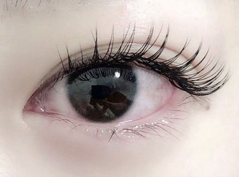 Bentuk Alis, Doll Eye Makeup, Asian Eyes, Asian Eye Makeup, Beauty Goals, Pretty Skin, Longer Eyelashes, Glow Up Tips, Doll Eyes