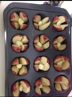 Potatoes In Muffin Tin Recipe, Ic Friendly Recipes, Apple Pork Chops Baked, Cheesy Potato Wedges, Easy Potatoes, Baked Red Potatoes, Baked Potato Slices, Potatoes In Oven, Potato Muffins