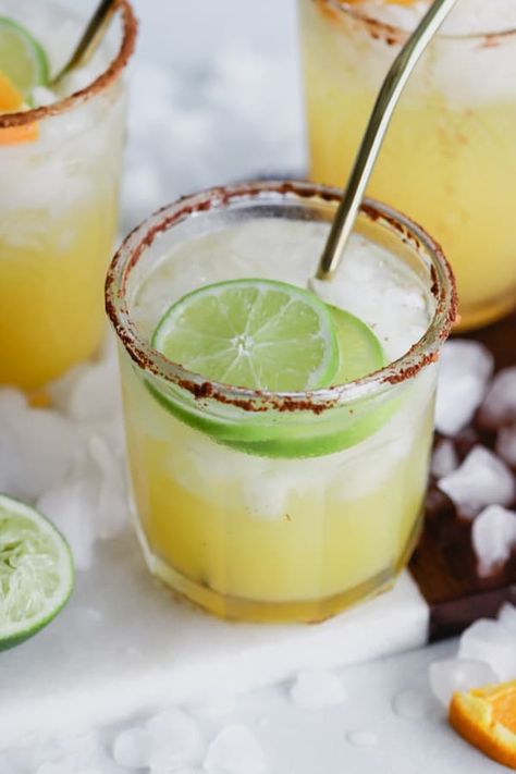 margarita mimosas Tequila Mimosa, Beer Margaritas, Beer Margarita, Fantastic Recipes, Mimosa Recipe, Tasty Drinks, Beverage Recipes, Delicious Drink Recipes, Easy Cocktails