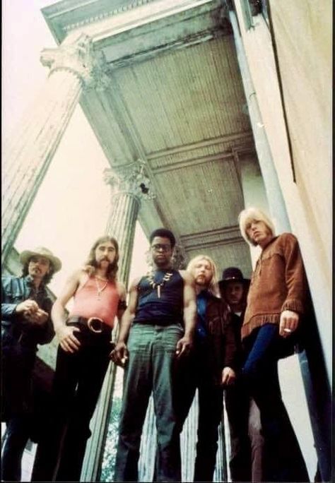 ROCK MEMORIES | The Allman Brothers Band..1969..2 | Facebook Greg Allman, Berry Oakley, Duane Allman, The Allman Brothers, Band Aesthetic, Fillmore East, Gregg Allman, Allman Brothers Band, The Jam Band