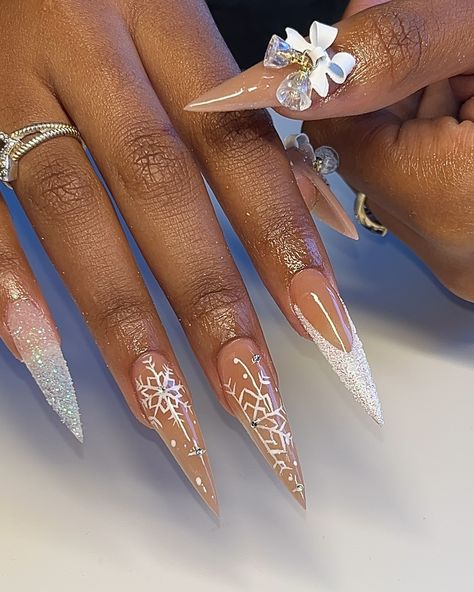 Anyone else excited for Christmas? ❄️🎀💕 November-December appointments available now! Don’t miss out on your seasonal nail sets🎄 #explorepage #explorepages #explorepageready #explorepage✨ #christmas #christmasnails #christmasnailsart #losangelesnails #losangeles #losangelesnailtech #nailsonfleek #nails #nailsofinstagram Holiday Nails Stiletto Christmas, Christmas Acrylic Nails Stiletto, December Stiletto Nails, Stilleto Winter Nail Design, Christmas Stellio Nails, Stilleto Christmas Nail, Christmas Nail Designs Stiletto, Christmas Stilleto Nail, Stiletto Holiday Nails