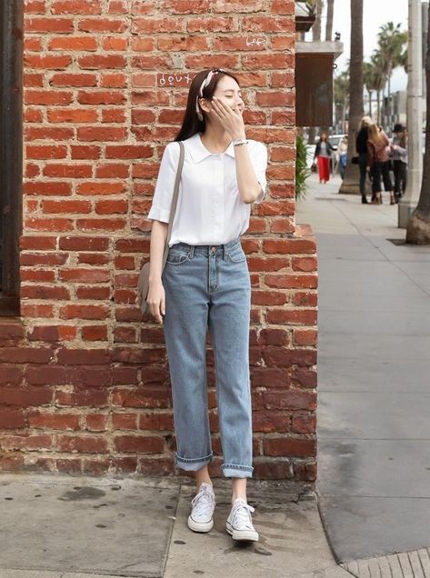 ootd ideas for casual✨ Korean Spring Outfits, Korean Fashion Street Casual, Celebrity Fashion Outfits, Mode Ulzzang, Beige Outfit, Korean Casual Outfits, Korean Fashion Trends, Outfit Trends, Dresses Elegant