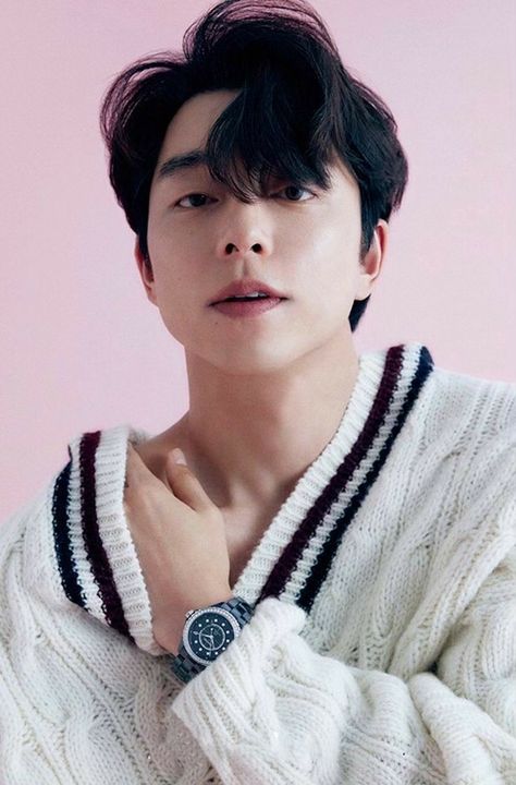 Gong Yoo Gong Yoo Goblin Wallpaper, Gong Yoo Smile, Goblin Gong Yoo, Park Yoo-na, Korean Drama Best, Gong Yoo, Kim Soo Hyun, Korean Artist, Handsome Actors