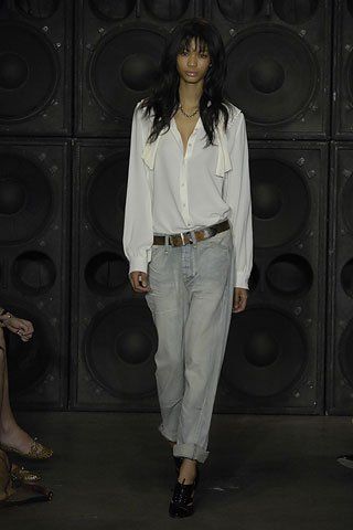 Pin for Later: We Can't Wait For the Next Iteration of Alexander Wang's… Tights Outfit, Style Outfits, Alexander Wang, Modern Luxury, Boyfriend Jeans, Amazing Art, Spring Outfits, Fashion Show, Alexander