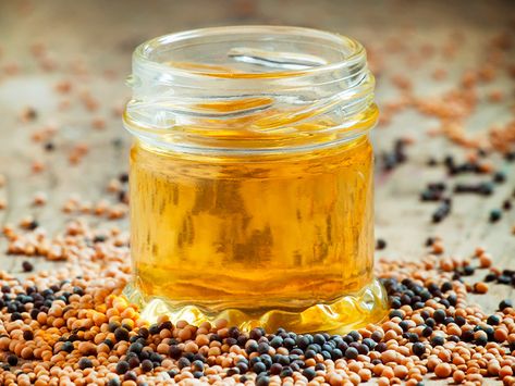 Sarso Oil, Mustard Oil Benefits, Mustard Oil For Hair, Mustard Seed Oil, Drink Healthy, Cowboy Quotes, Mustard Oil, Edible Oil, Turmeric Benefits