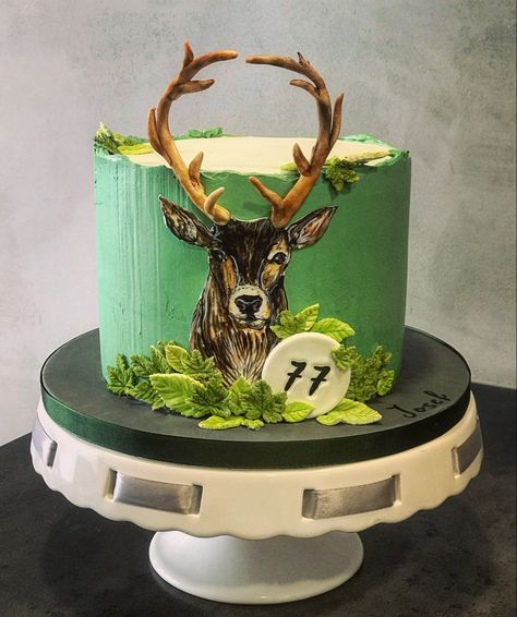 Deer Hunting Cake, Hunting Birthday Cakes, Cheesecake Shop, Jubilee Cake, Deer Cake, Wild Boar Hunting, Mario Birthday Cake, Hunting Cake, Deer Cakes