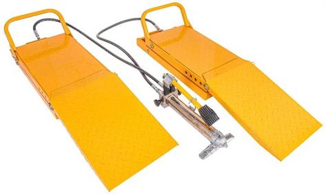 JEGS 79025 - Hydraulic Car Ramps [3000 lb. Capacity] Home Car Lift, Hydraulic Car Ramps, Two Post Car Lift, Garage Car Lift, Truck Ramps, Portable Car Lift, Hydraulic Car Lift, Trailer Ramps, House Lift