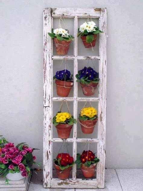 The Best 30 DIY Vintage Garden Project You Need To Try This Spring Recycled Door, Upcycle Garden, Outdoor Diy Projects, Diy Spring, Old Doors, Spring Diy, Garden Structures, Diy Vintage, Vintage Garden