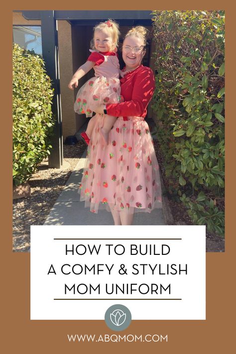 Alanna has the best style! And she gives her tips for creating a mom uniform that's functional and fun. Mom Uniform, Stylish Mom, Fashion And Beauty Tips, Best Style, Your Mom, All Things Beauty, Color Theory, Girls Jeans, Feeling Great