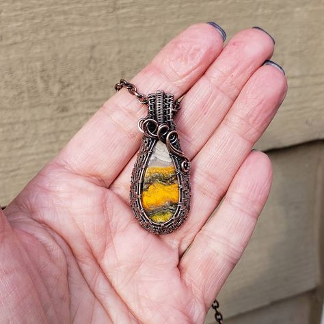 Another super cute mini! 😃 Vibrant yellow Bumble Bee Jasper wrapped up snug in solid copper wire and ready for adoption ❤ Click the link on… Yellow Jasper, Bumble Bee Jasper, Oxidized Copper, Semi Precious Gems, Jasper Necklace, Natural Gemstone Jewelry, Wire Necklace, Wire Weaving, Jasper Pendant