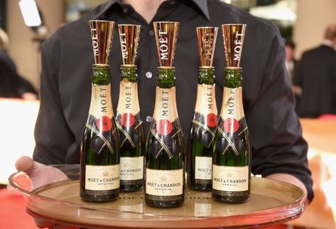 STOP EVERYTHING: Moët & Chandon Champagne Six-Packs Are Here Wedding Shower Mimosa Bar, Small Champagne Bottles, Best Baby Bottles, Moët Chandon, Moet Chandon Champagne, Champagne Drinks, Mini Champagne Bottles, Mini Champagne, Wine Brands