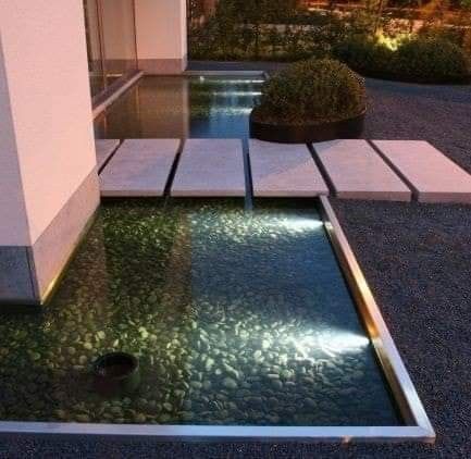 Modern Pond, Kolam Koi, Taman Air, Courtyard Landscaping, Outdoor Water Feature, Garden Water Fountains, Pond Water Features, Back Garden Design, Pond Design