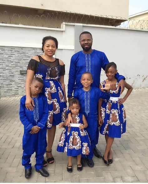 Couples African Outfits, African Designers, African Dresses For Kids, Afrikaanse Mode, African Shirts, African Traditional Dresses, Matching Couple Outfits, African Men Fashion, African Print Fashion Dresses