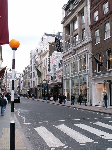 Bond Street London, London Shopping, Oxford Street, London Calling, Bond Street, Best Cities, Japan Travel, Vacation Spots, Beautiful Destinations