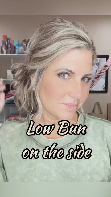 Suzy Turner 🔆 Makeup • Skincare • Hair 🔆 on Instagram: "A low side bun can be casual or elegant!! It depends on whatcha wearing 🙌 please note, I recorded this really fast so just be sure to smooth, tuck, pin, etc as needed. Also, always check the back to make sure it’s not a tragedy 😂 been there, done that 🙋‍♀️ #lowbun #sidebun #youcancallmeal #easyhair #hair #hairstyle #busymom #hairtutorial #hairtips" Side Bun For Medium Length Hair, Easy Loose Updos For Medium Hair, Side Bun For Short Hair, Side Bun Wedding Hairstyles, Hairstyles For Surgery Day, Short Hair Side Bun, Side Buns, Side Bun Short Hair, Messy Side Bun Medium Length Hair