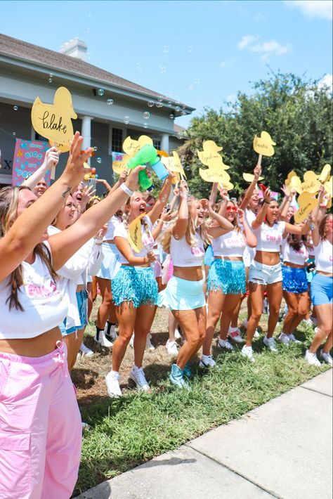 Bubble Bid Day Theme, Chi Omega Bid Day Themes, So Fresh So Clean Bid Day, Ucf Aesthetic, Unique Bid Day Themes, Preppy Sorority, Big Little Paddles, 2025 Goals, Recruitment Themes