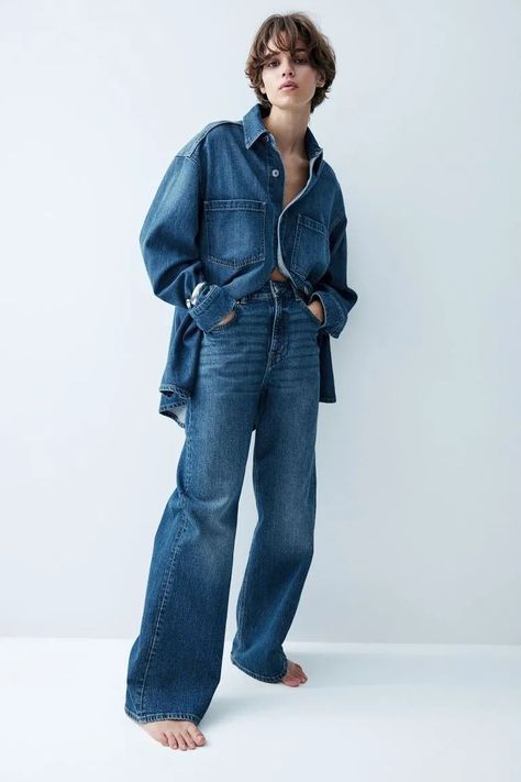 24 Expensive-Looking H&M Basics That Get Editor Approval | Who What Wear UK Tvd Style, Summer Tomboy, Mina Hasan, Extra Fashion, Kids Activewear, Androgynous Style, Casual Menswear, High Rise Wide Leg Jeans, Emma Chamberlain