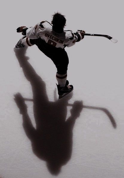 Ice Hockey Drills, Ice Hockey Photography, Hockey Action Shots, Hockey Player Aesthetic, Hockey Photography, Hockey Shot, Hockey Aesthetic, Hockey Romance, Hockey Helmet