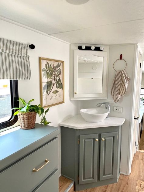 RV Bedroom Corner Sink Quartz Countertops Farmhouse, Custom Tv Cabinet, Countertops Farmhouse, Bathroom Sink Remodel, Sink Remodel, Renovated Rv, Exterior Bathroom, Camper Bathroom, Custom Mattress