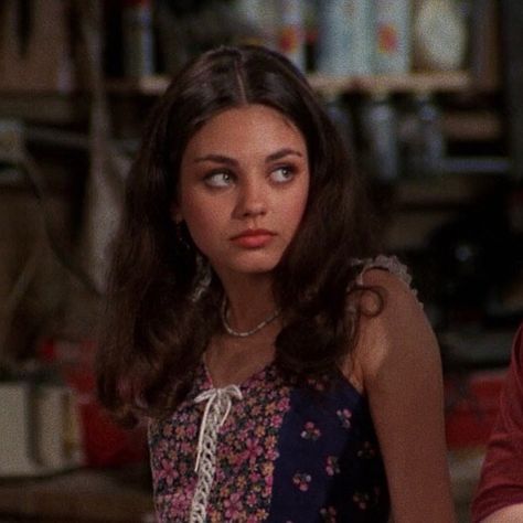 Season 1, episode 2 ��� Jackie That 70s Show, Jackie Burkhart, 70s Makeup, 70 Show, 70s Show, 70s Aesthetic, I Love Cinema, That 70s Show, Mila Kunis