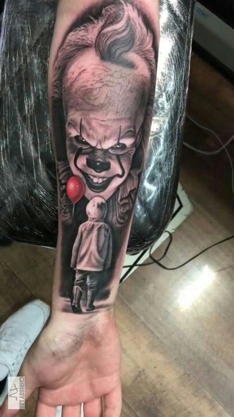 Movie Tattoos Ideas, Horror Movie Tattoos Ideas, Drawing Ideas Horror, Freddy Krueger Tattoo, Pennywise Tattoo, Tattoo Nightmares, Horror Movie Tattoos, Heaven Tattoos, Half Sleeve Tattoos Drawings