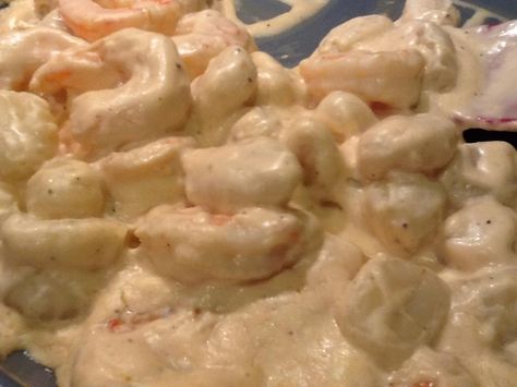 Easy Shrimp Newburg Recipe - Cheese.Food.com - 75785 Newburg Sauce Recipe, Seafood Newburg Recipe, Shrimp Newburg, Seafood Newburg, Salmon Ceviche, Seafood Scallops, Recipe For Shrimp, Keto Shrimp, Seafood Menu