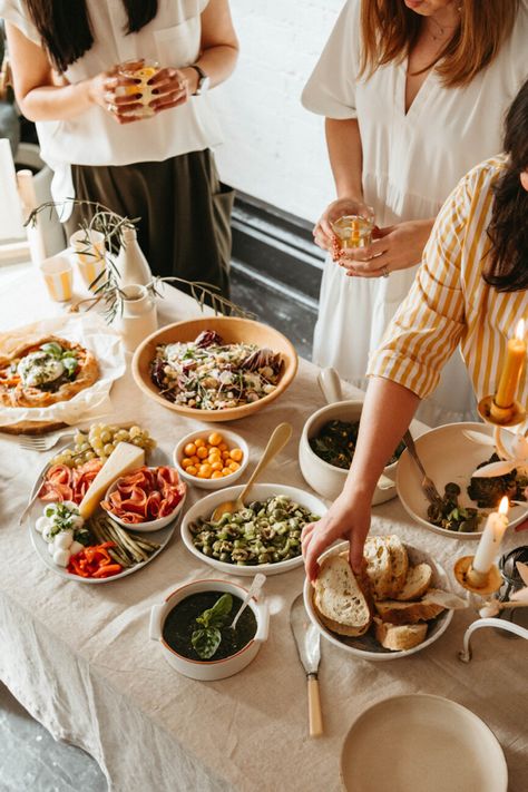 11 Easy Holiday Appetizers for Hosting Every Gathering Holiday Party Food Easy, Holiday Dinner Party Menu, Holiday Party Recipes, Festive Fruit Salad, Recipes To Feed A Crowd, Easy Holiday Party, Sunday Night Dinner, Cozy Recipes, Make Ahead Appetizers