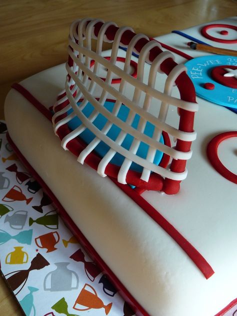 Hockey Rink Cake, Hockey Cupcakes, Vanilla Cake With Buttercream, Hockey Cake, Hockey Cakes, Ice Hockey Rink, Hockey Nets, Hockey Goal, Cake With Buttercream