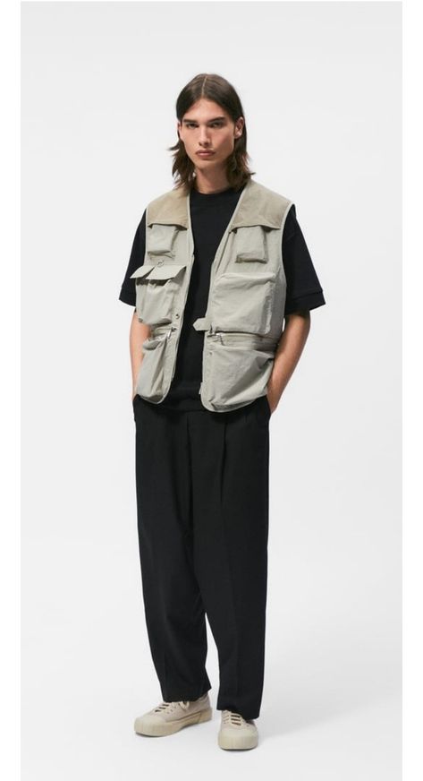 Zara Man Outfit, Dark Academia Outfit Men, Vest Men Outfit, Zara Men Outfits, Gilet Outfit, Gap Style, Dark Academia Outfit, Man Outfit, Fishing Vest