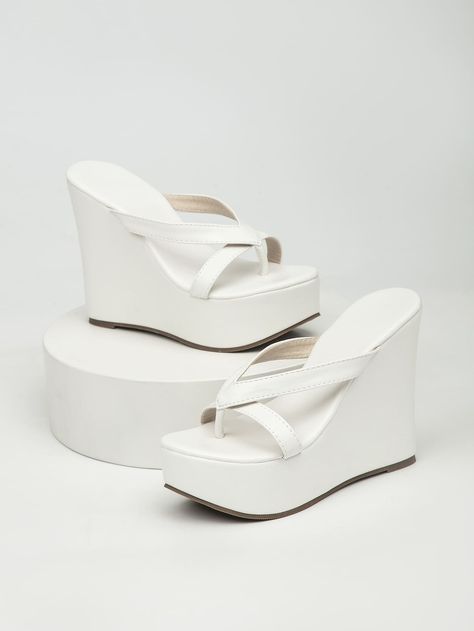 White Fashionable    Plain Wedges Slide Sandals Embellished   Women Shoes Wedges Heels White, High Heel Flip Flops, Fitflop Sandals, Wedding Jewelry Sets Bridal Jewellery, White Wedge Sandals, Heeled Flip Flops, Elegant Sandals, Funky Shoes, White Wedges