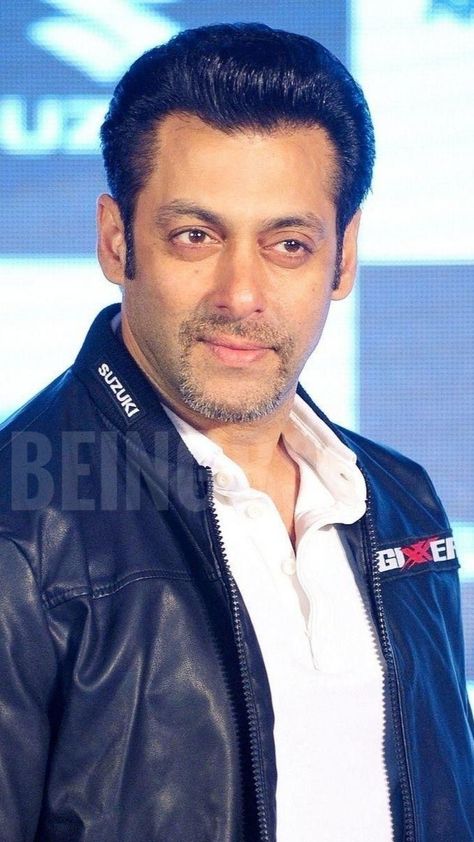 French Beard, Salman Khan Wallpapers, French Look, Salman Khan Photo, History Quiz, Kapil Sharma, Clean Shaven, Tiger Shroff, Shahrukh Khan