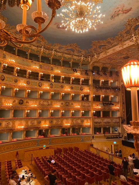 Italian Nightlife, Lighting Design Inspiration, Italian Summer, Old Money, Venice, Lighting Design, Night Life, Opera, Italy