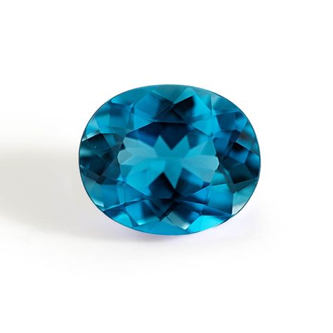 What makes each of December's birthstones unique? Here's our list of things you need to know about all four of December's unique blue gems! December Birthstone Ring, Topaz Birthstone, Cool Facts, Loose Pearls, Topaz Color, Pink Topaz, Blue Gems, December Birthstone, Birthstone Ring