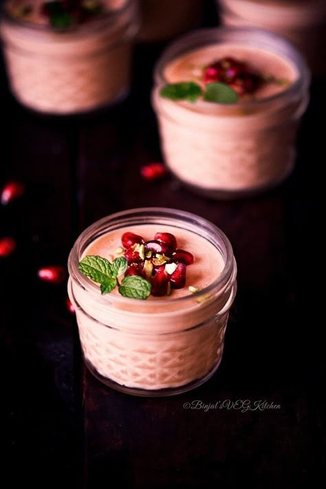 Pomegranate Dessert, Almond Yogurt, Pomegranate Recipes, Mousse Dessert, Low Fat Yogurt, Pretty Dessert, Coconut Almond, Mousse Recipes, Creamy Desserts