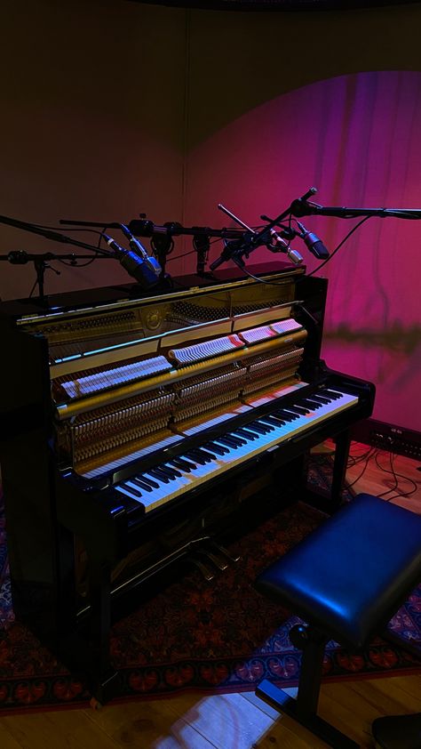 piano microphone setup Music Room, Microphones, Piano, Music