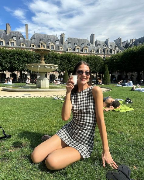 Jacquie Alexander (@jacquiealexander) • Instagram photos and videos Jacquie Alexander, Summer Gingham, Gingham Outfit, France Outfits, Summer Europe, Gingham, Alexander, Summer Outfits, Summer Fashion