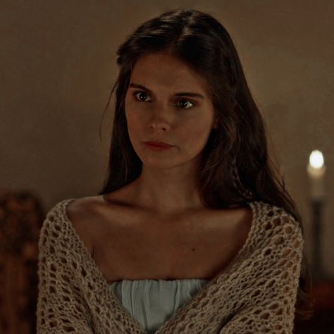 Caitlin Stasey Icons, Kenna Reign Icon, Caitlin Stasey Reign, Lady Kenna Reign, Reign Kenna, Period Face Claims, Kenna Reign, Edit Face, Lady Kenna