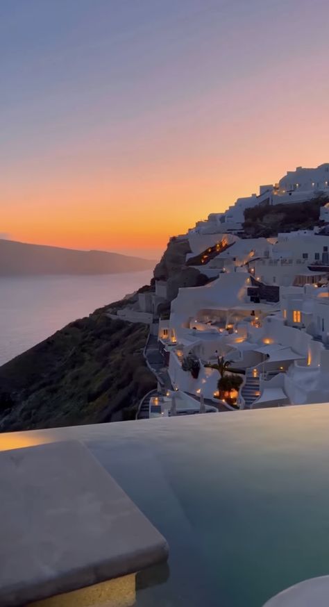 Greece Images Beautiful Places, Aesthetic Pictures Of Greece, Kylee Core, Santorini Sunset Wallpaper, Greece Sunset Aesthetic, Maldives Aesthetic Videos, Greece Honeymoon, Vacation Packing, Beach Lifestyle