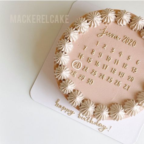 고등어케이크 on Instagram: “. . 6” calendar design . . Cameo rose & toasted oatmeal  . . .” Korea Cake, Picnic Date Food, Bolo Vintage, Cake Templates, Korean Cake, Custom Birthday Cakes, Mini Tortillas, Simple Cake Designs, Temu App