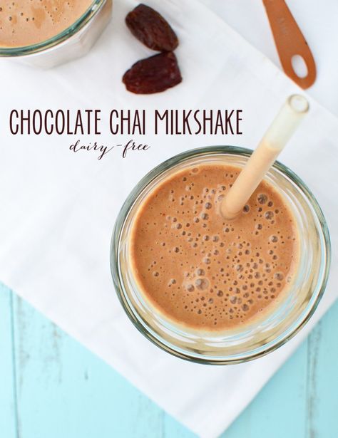 Chocolate Chai Milkshake! A dairy-free milkshake that's packed with spices and taste just like a milkshake! No sugar added, gluten-free and vegan | www.delishknowledge.com Iced Chai Protein Shake, Paleo Milkshake, Dairy Free Chocolate Shake, Milkshake With Almond Milk, Dairy Free Milkshake, Gluten Free Smoothie, Clean Baking, I Want Food, Chocolate Milkshake