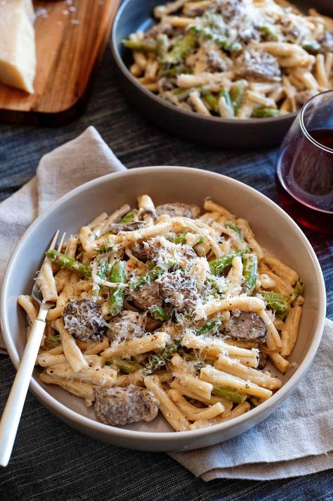 Sausage, Asparagus, and Mustard Strozzapreti Recipe Italian Sausage And Asparagus Recipes, Sausage Asparagus Recipes, Strozzapreti Recipes, Meat Entrees, Whole Grain Mustard, Kitchen Secrets, Quick Cooking Recipes, Main Entrees, Asparagus Pasta